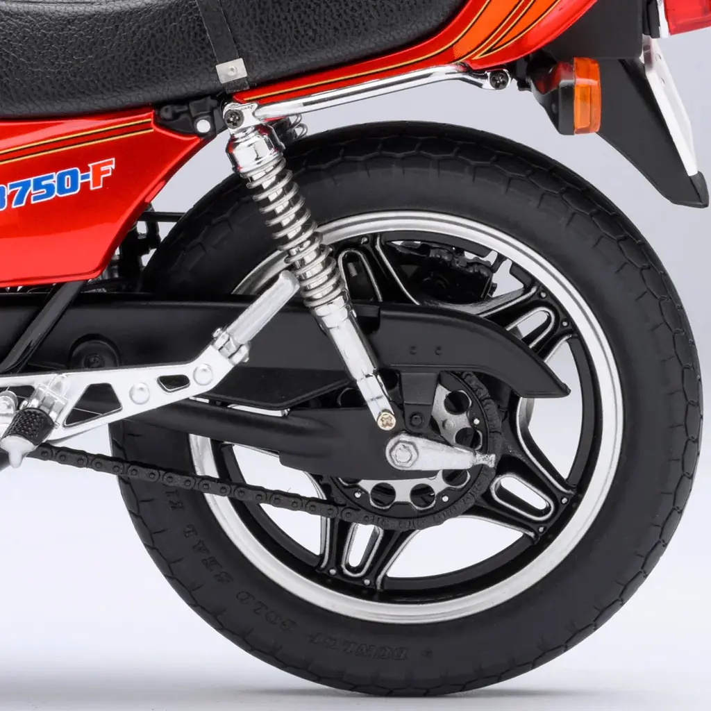 小田原で『バリバリ伝説』の名車を間近に！巨摩 郡の「Honda NSR500」「Honda CB750F」1/12スケールモデルを展示・販売 画像 12