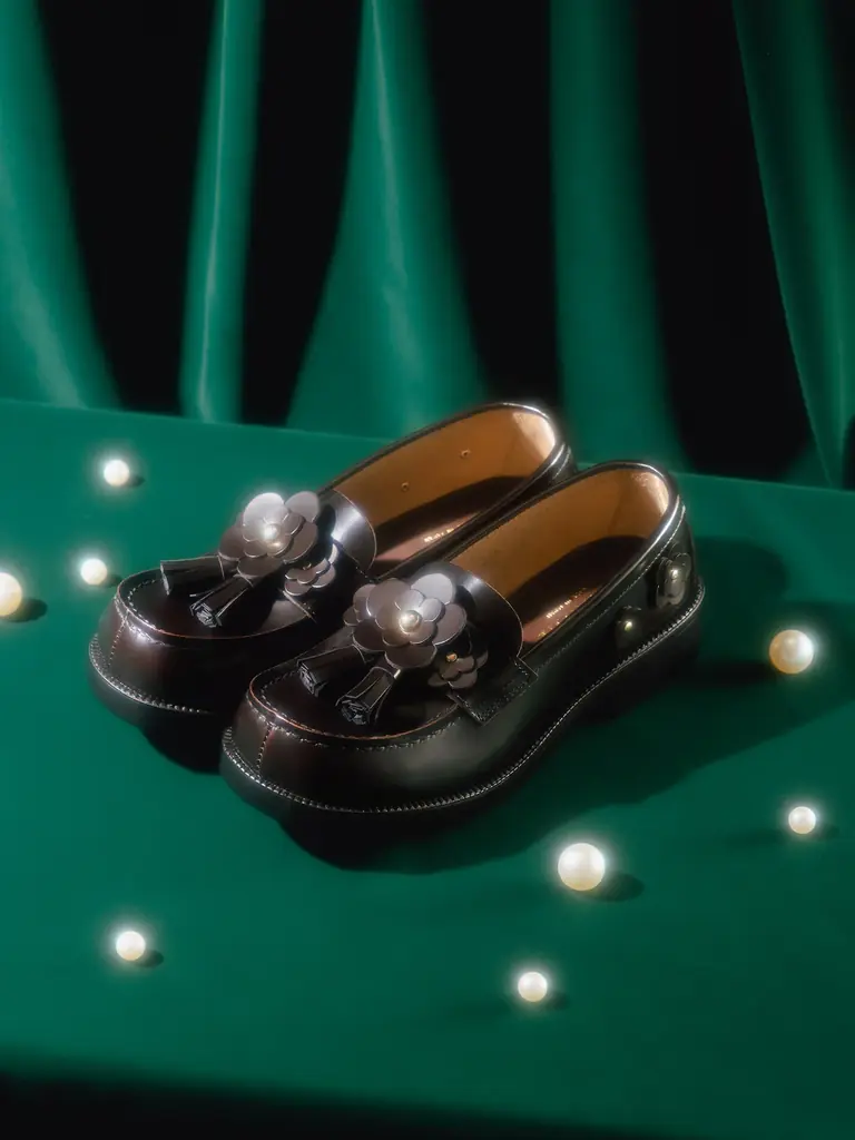 『HARUTA WEB限定アイテム』Fleur Tassel Loafers 待望の新色を加えて再登場 画像 3