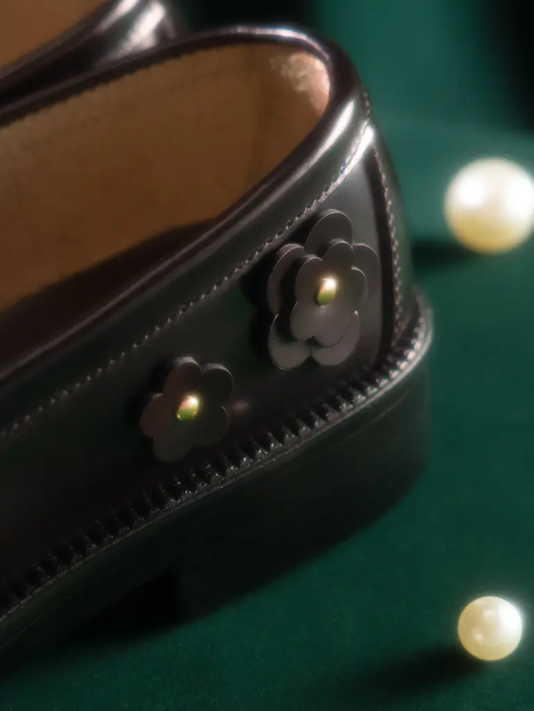 『HARUTA WEB限定アイテム』Fleur Tassel Loafers 待望の新色を加えて再登場 画像 5