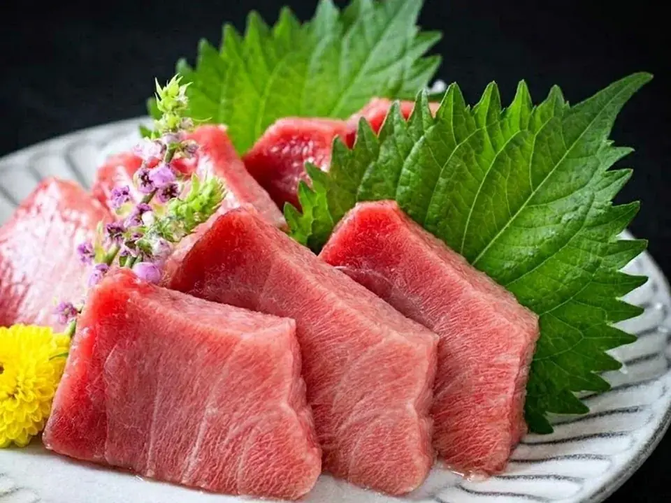 【神戸初上陸】刺身を、もっと日常のごちそうへ。刺身を存分に味わうランチから、海鮮料理と酒を楽しむ夜まで『漁港食堂 三方 三宮センタープラザ店』8月20日(木)オープン！ 画像 4