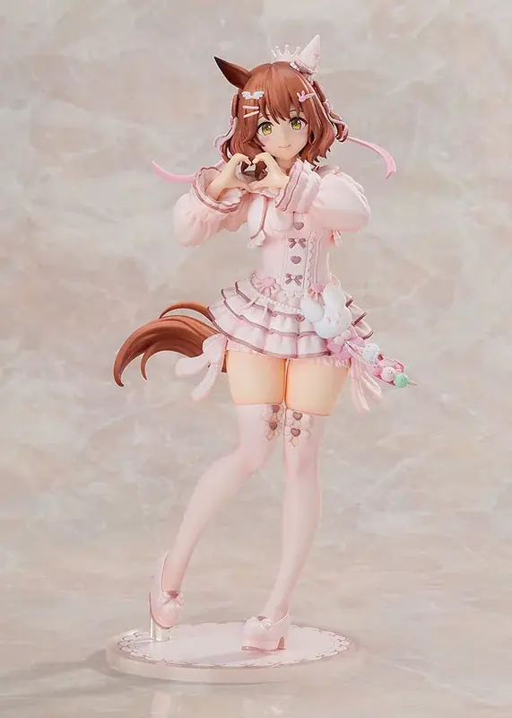 『ウマ娘 プリティーダービー』より、「アストンマーチャン」のフィギュアがバレンタインイベントでの衣装に身を包んで登場。あみあみにて予約受付中。 画像 7
