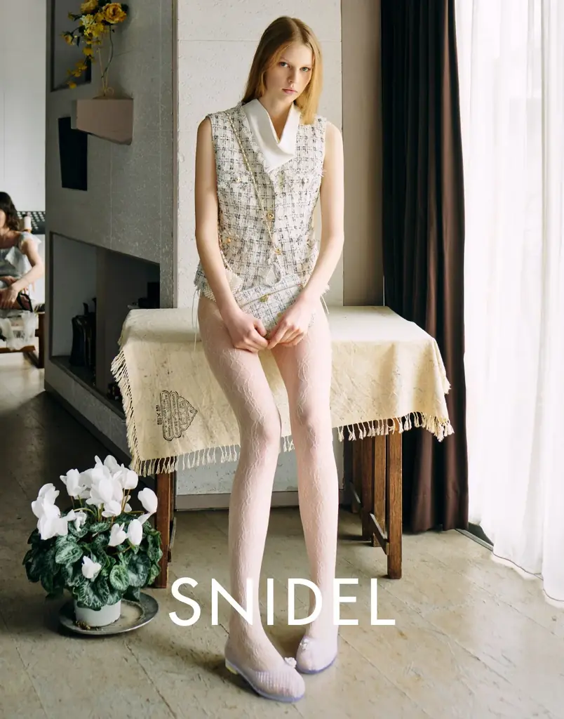 ＜SNIDEL(スナイデル)＞120年以上の歴史を誇る「近沢レース店」とのコラボレーションアイテムを発売！オリジナルレースを贅沢にあしらった特別なコレクションをお届け＜8月25日(火)web先行発売＞ 画像 27