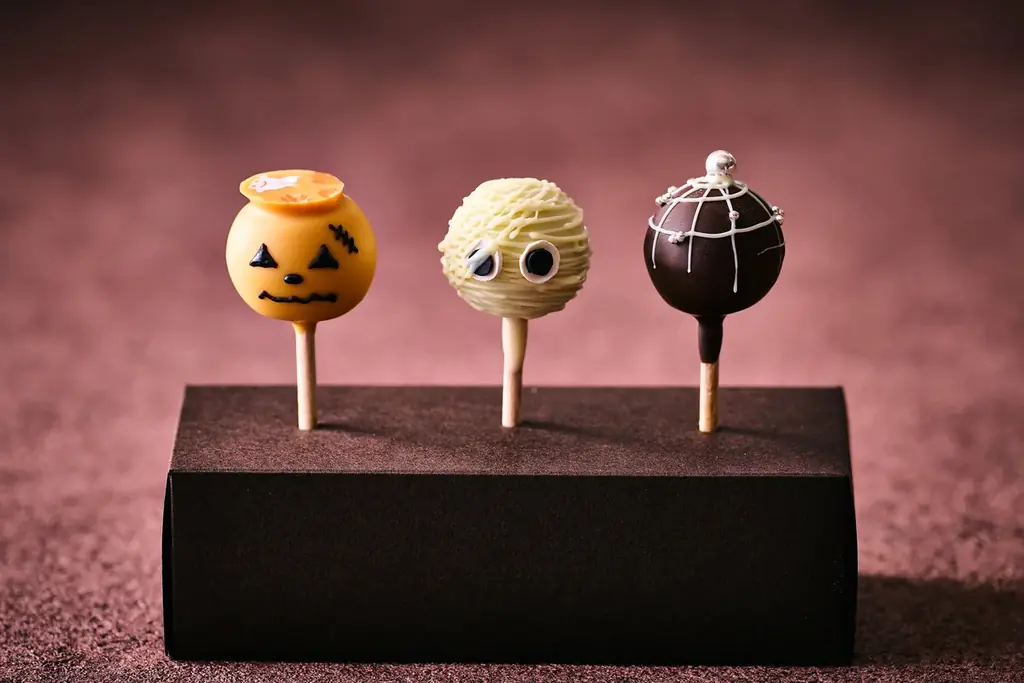 チョコレートドームで覆ったハロウィンケーキや丸ごと食べられるジャック オ ランタンなど“コワかわいい”スイーツが登場「ハロウィンスイーツ＆ブレッド セレクション」 画像 10