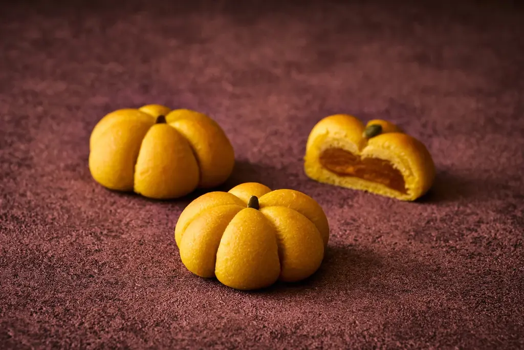 チョコレートドームで覆ったハロウィンケーキや丸ごと食べられるジャック オ ランタンなど“コワかわいい”スイーツが登場「ハロウィンスイーツ＆ブレッド セレクション」 画像 11