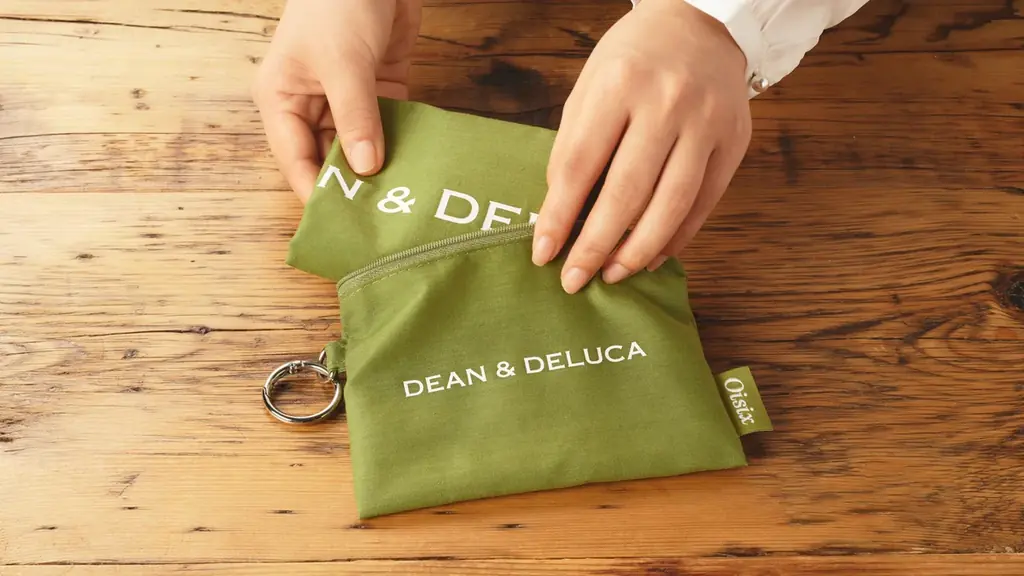 ＜OisixとDEAN ＆ DELUCAハウスウェアで初のコラボレーション＞「DEAN & DELUCA ポーチ付きエコバッグ グリーン」8月27日（木）Oisix販売サイトにて 数量限定発売 画像 4