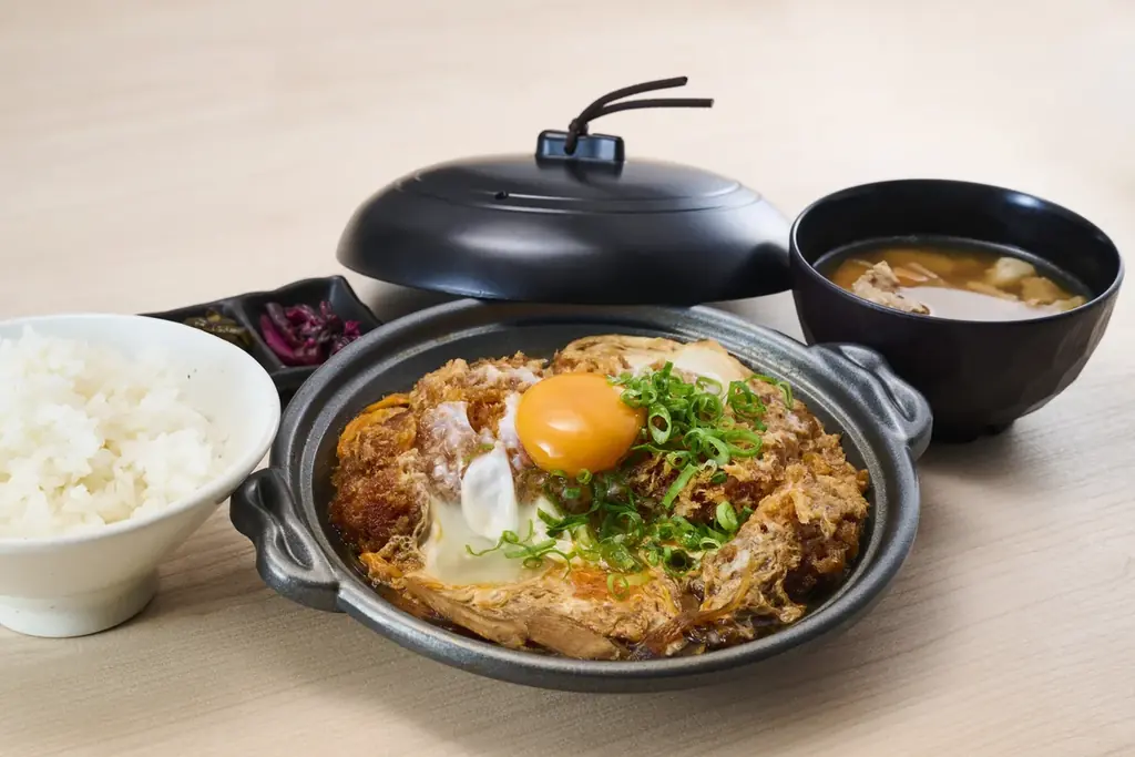 【揚げることを追求し続けた会社が作る“極上”とんかつ＆和牛ハンバーグカツ】串カツ田中の新ブランド「ザクッと とんかつ カツのジョー」8月21日(金) 東京都東大和市にグランドオープン！ 画像 11