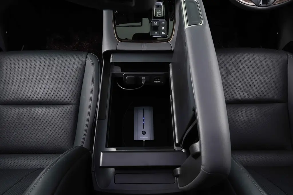 アルパイン新製品 取付作業不要のワイヤレス接続DSP「車種専用サウンドアップグレーダー」を先行販売 画像 3