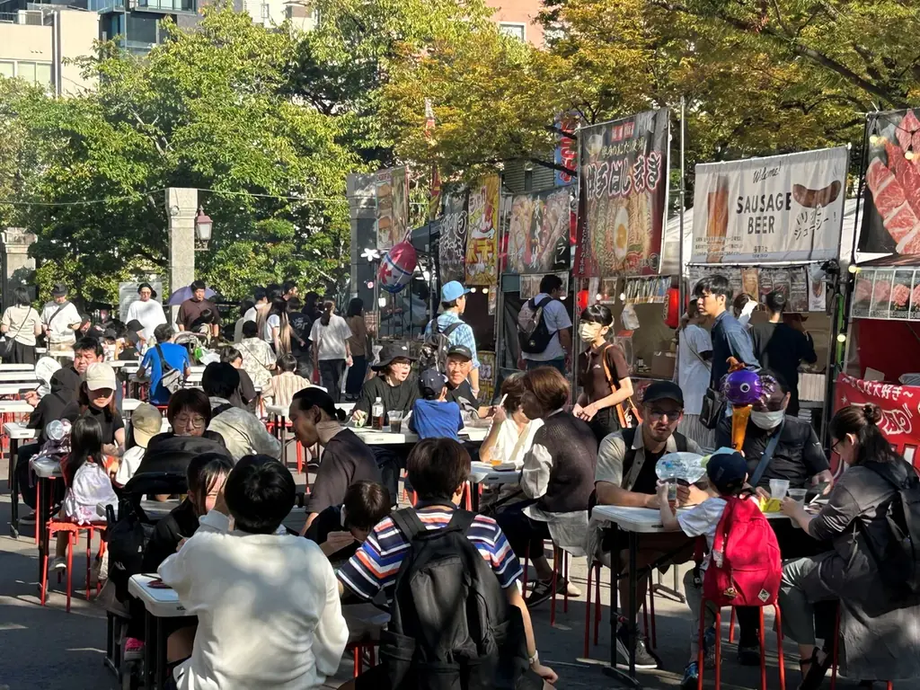 昨年5万人が来場した大型ビアフェスティバル『BEERS OF JAPAN FESTIVAL 2026福岡』が累計100万人突破記念開催 天神中央公園に9月18日から全国のクラフトビールとグルメが集結！ 画像 7