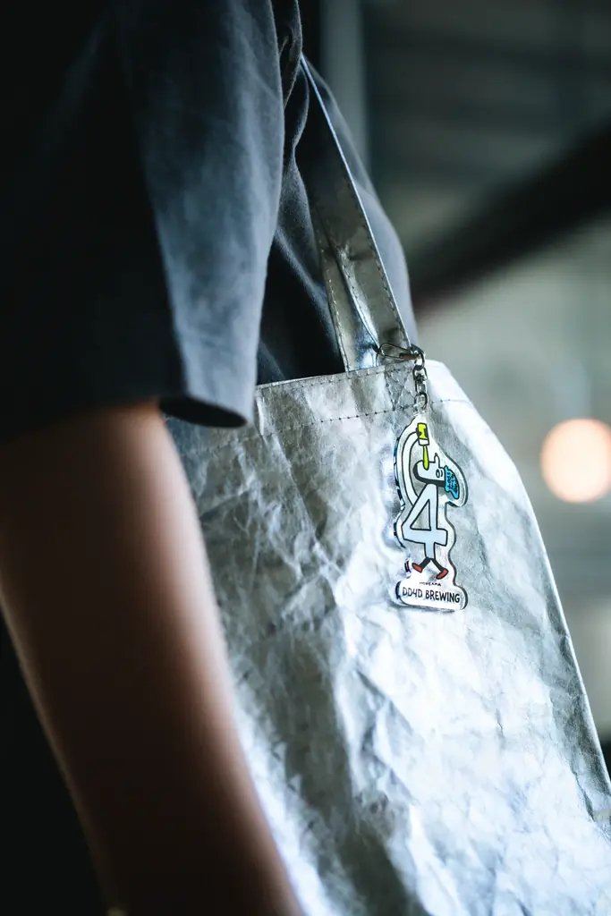 DD4D BREWING、人気イラストレーター「HONGAMA」とのコラボレーションビール＆グッズを発表 画像 12