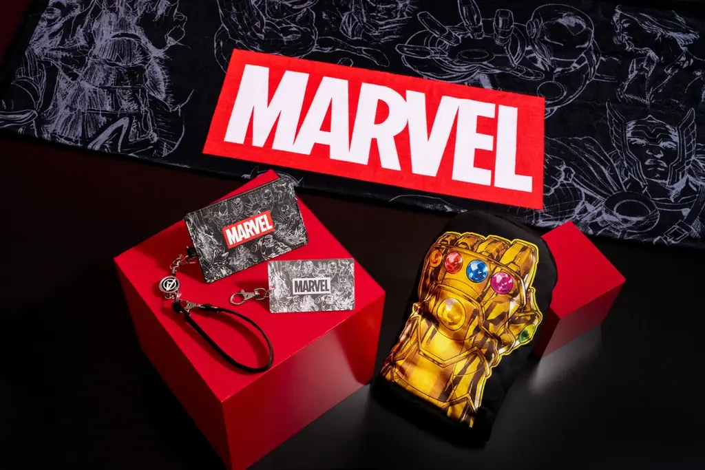 あなたの毎日に、ヒーロー集結――。今年は『アベンジャーズ』の話題が盛りだくさんの”アベンジャーズイヤー”！日本初となるマーベルデザインのクレジットカード登場 画像 8