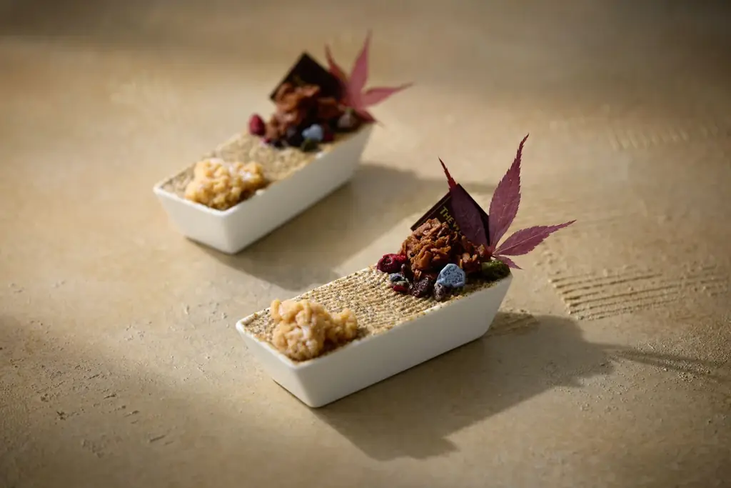 【ウェスティンホテル東京】和栗、無花果、ほうじ茶、ナッツなど、実りの秋を味わう季節限定スイーツ 秋を堪能する6種類のスイーツコレクション 画像 3