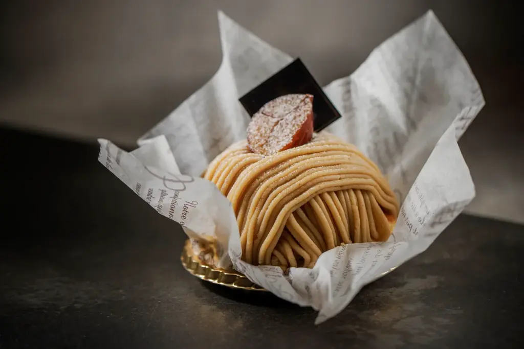 【ウェスティンホテル東京】和栗、無花果、ほうじ茶、ナッツなど、実りの秋を味わう季節限定スイーツ 秋を堪能する6種類のスイーツコレクション 画像 8