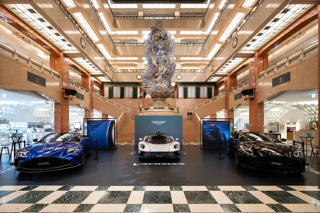 日本橋三越の英国展でValhalla含む最新3モデルを展示