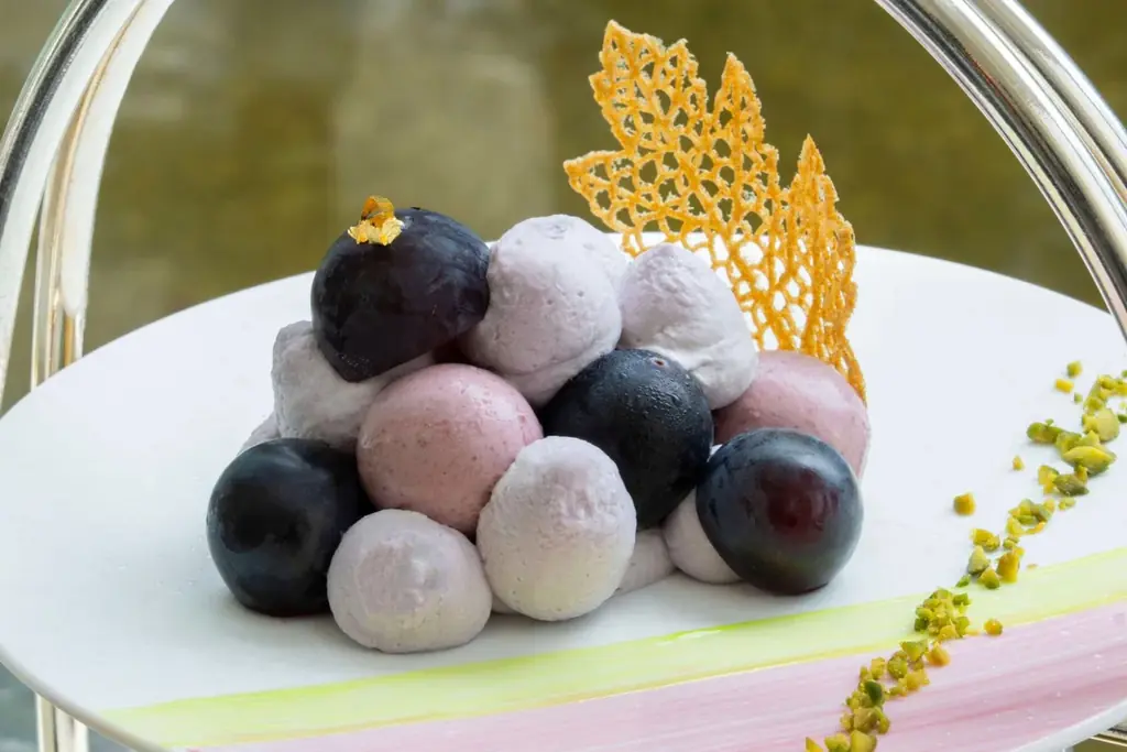 【ウェスティンホテル大阪】芸術の秋を味わう「ぶどうアフタヌーンティー」9/1登場 画像 2