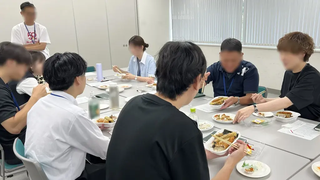ほっかほっか亭の元祖「のり弁当」が9月1日よりリニューアル進化！創業50周年記念弁当 第2弾として、「ツナマヨネーズ」をトッピング 画像 2