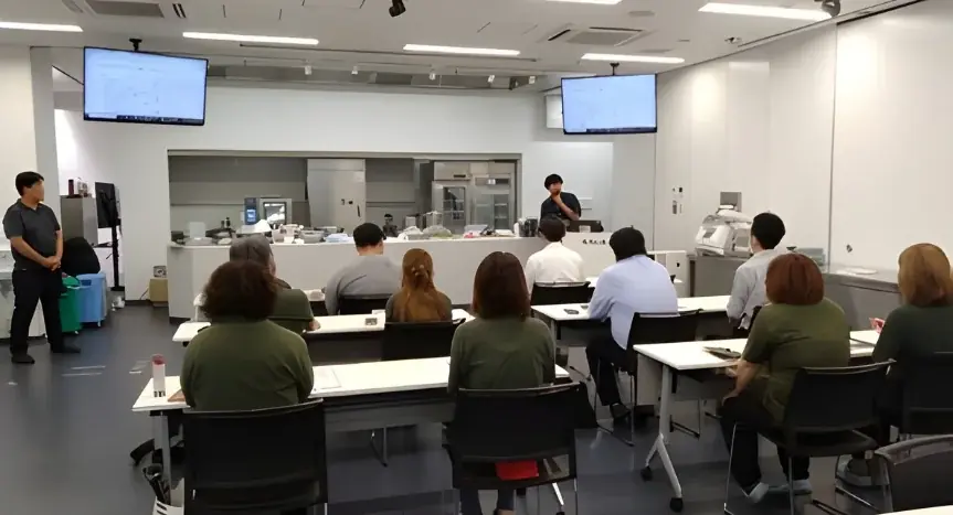 飲食店の倒産、1年で900件と過去最多に。大阪発、スープ仕込み「10時間を4分の1」に迫る無料の『ラーメン学校』が追加開催 画像 4
