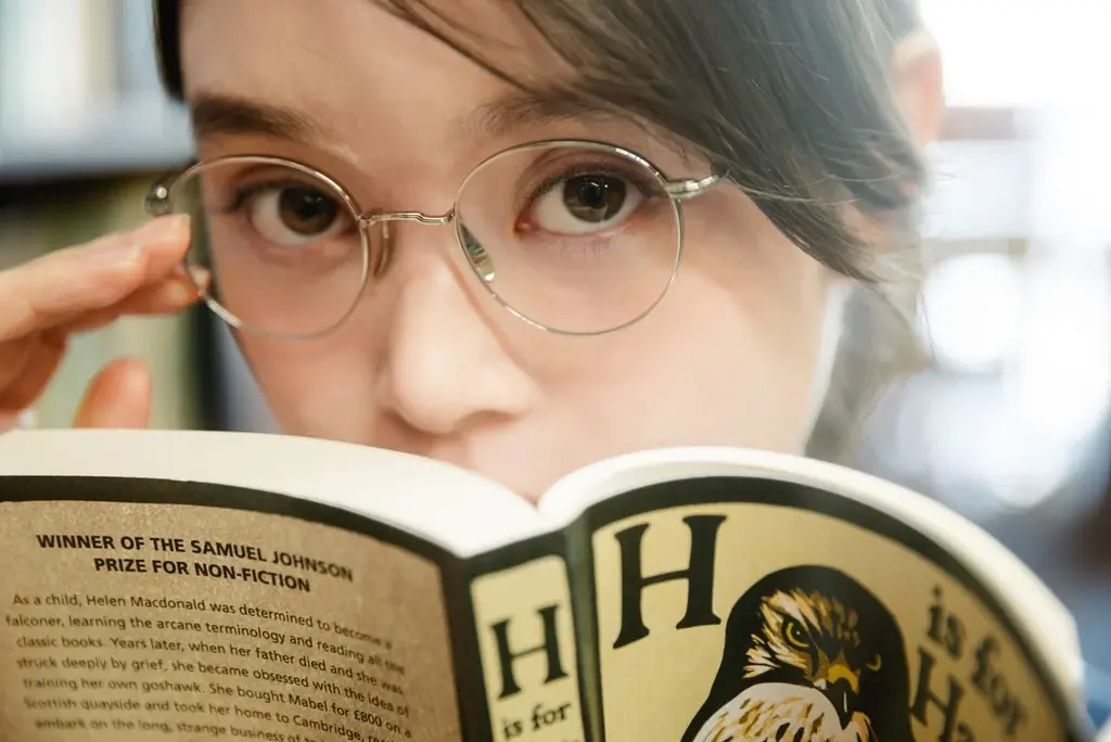俳優・髙石あかりの“今”を全編ニュージーランドで撮り下ろし！新進気鋭の写真家・上村透生とタッグを組んだ待望の2nd写真集が12/18（金）発売決定！ 画像 5
