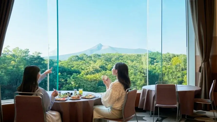 【函館大沼プリンスホテル】「函館山」と「駒ヶ岳」二つの山を満喫　函館大沼プリンスホテルから「函館山」山麓へ向かう無料シャトルバスを運行開始 画像 2