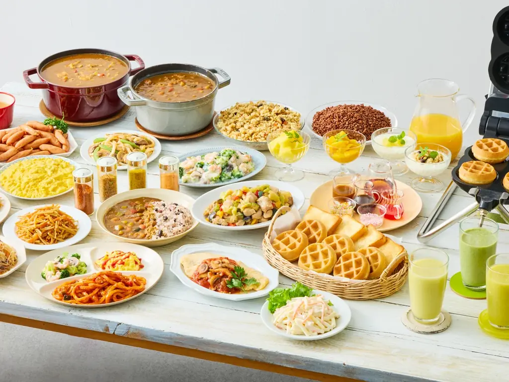 【深みを味わう秋の朝】全国のコンフォートホテルの無料朝食にさつまいもやブドウなど旬の食材を使った秋限定スムージー4種と日替わりおかず5種が9月1日より登場 画像 9