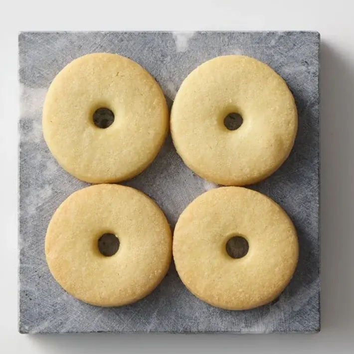 【koe donuts】秋を楽しむ「季節限定」フィナンシェドーナツが登場！koe donutsのオリジナルキャラクタークッキーも9月1日（火）発売 画像 11