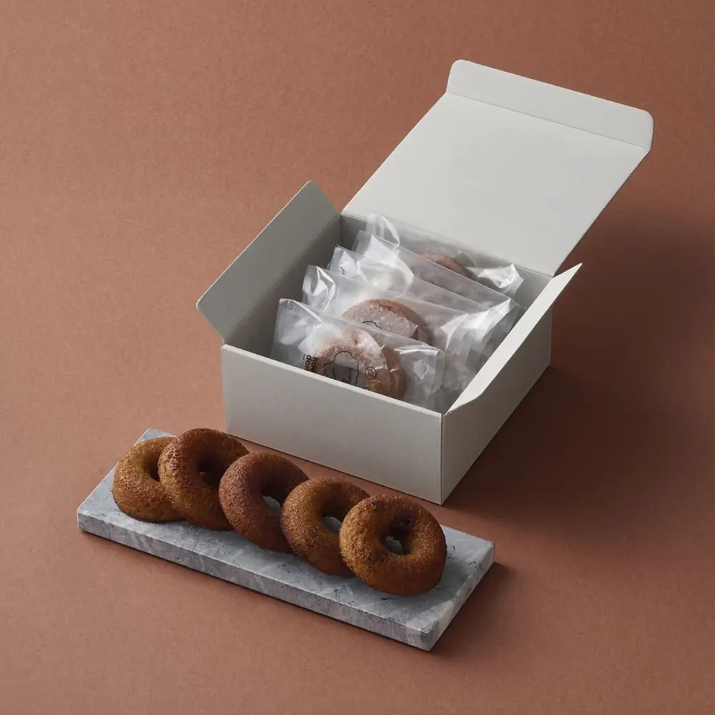 【koe donuts】秋を楽しむ「季節限定」フィナンシェドーナツが登場！koe donutsのオリジナルキャラクタークッキーも9月1日（火）発売 画像 3
