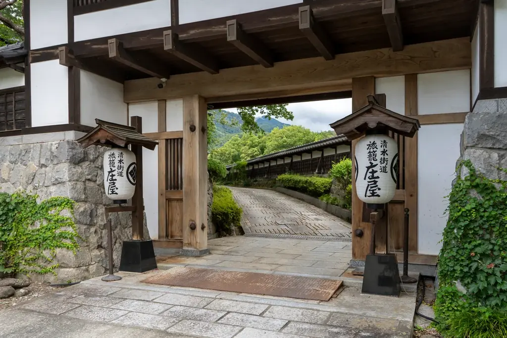 9月開業 MASTERWALが手掛ける御宿 庄屋の新空間