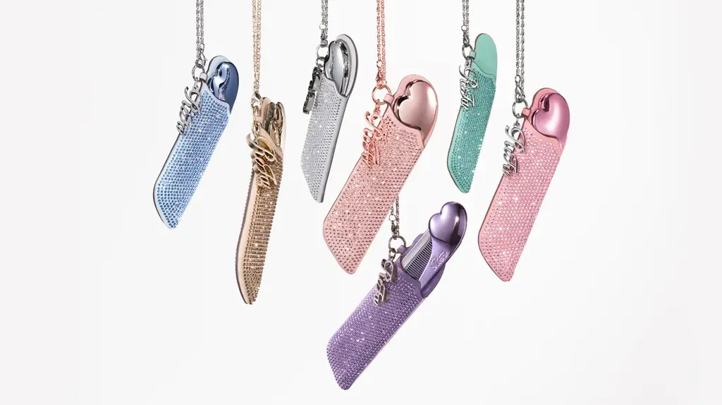 バッグのアクセントに。リファ Aira CASE Jewelの魅力