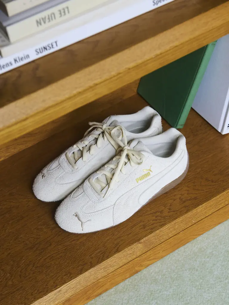 【PUMA for emmi】PUMAとのコラボレーションによる新作が登場！スポーティーな中に女性らしさを加えたウェアと、スニーカー「speedcat OG」の別注モデルが発売＜9月3日（木）＞ 画像 4