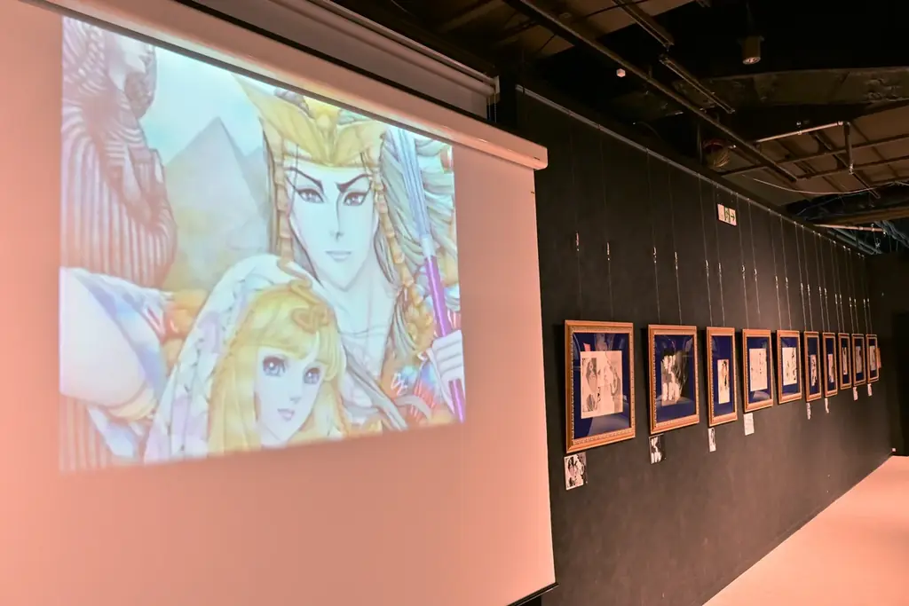 連載50周年記念「王家の紋章 原画展」本日2026年8月28日(金)より有楽町マルイにて開催！計90点もの美麗原画を一堂に展示、純金箔を使用した金箔アートなどのグッズも販売 画像 4