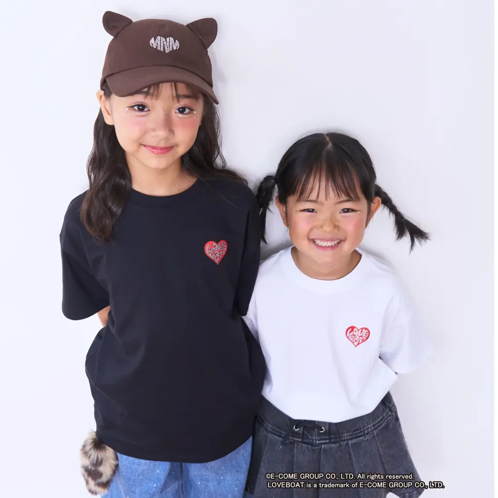 ＼あの伝説のギャルブランドがミニマルに登場！／〈LOVEBOAT〉×〈minimal〉初コレクション。ママは懐かしい、小学生は新しい。リアル親子モデルが着こなすリンクコーデにも注目！ 画像 2