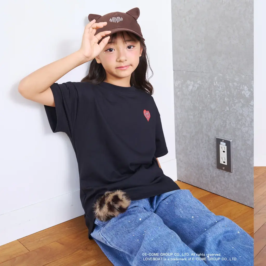 ＼あの伝説のギャルブランドがミニマルに登場！／〈LOVEBOAT〉×〈minimal〉初コレクション。ママは懐かしい、小学生は新しい。リアル親子モデルが着こなすリンクコーデにも注目！ 画像 9