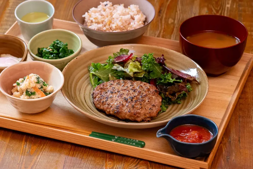 おふろcafe ハレニワの湯が2026年9月30日にグランドメニューをリニューアル！ いつものおふろを、もっといい時間に。埼玉の恵みを感じる新メニューが多数登場 画像 3
