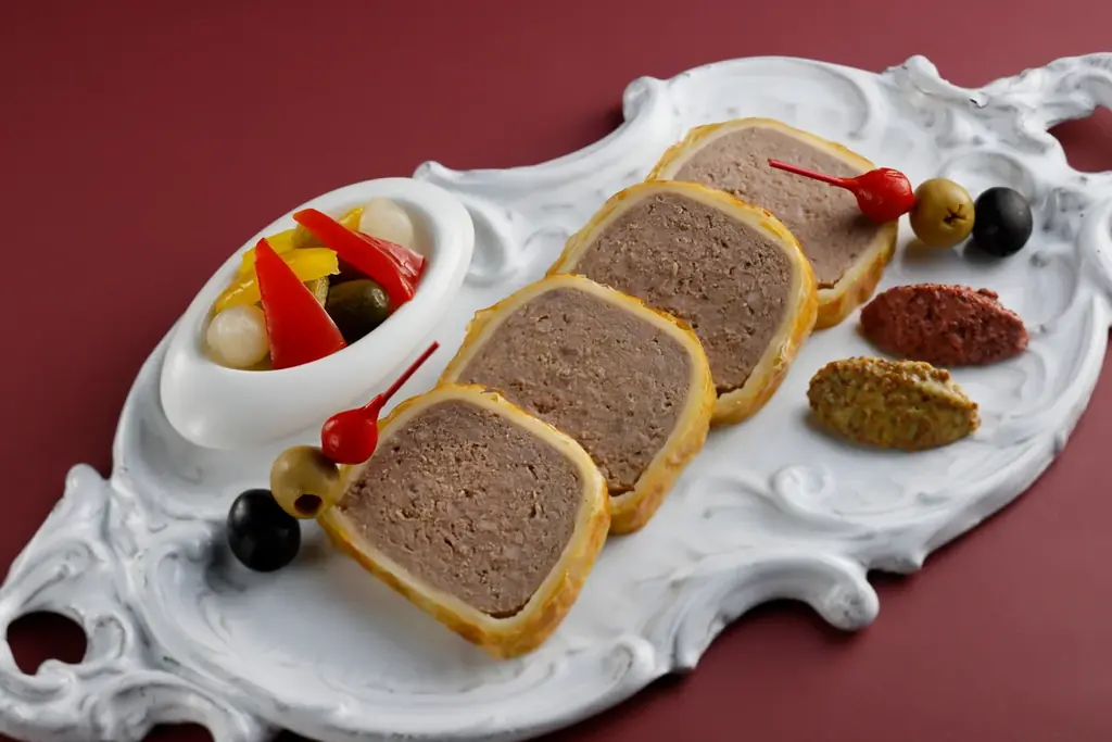 【ホテルオークラ神戸】聖夜を彩るクリスマスケーキ、シュトーレン、デリカテッセンの予約を10月15日より開始 画像 8