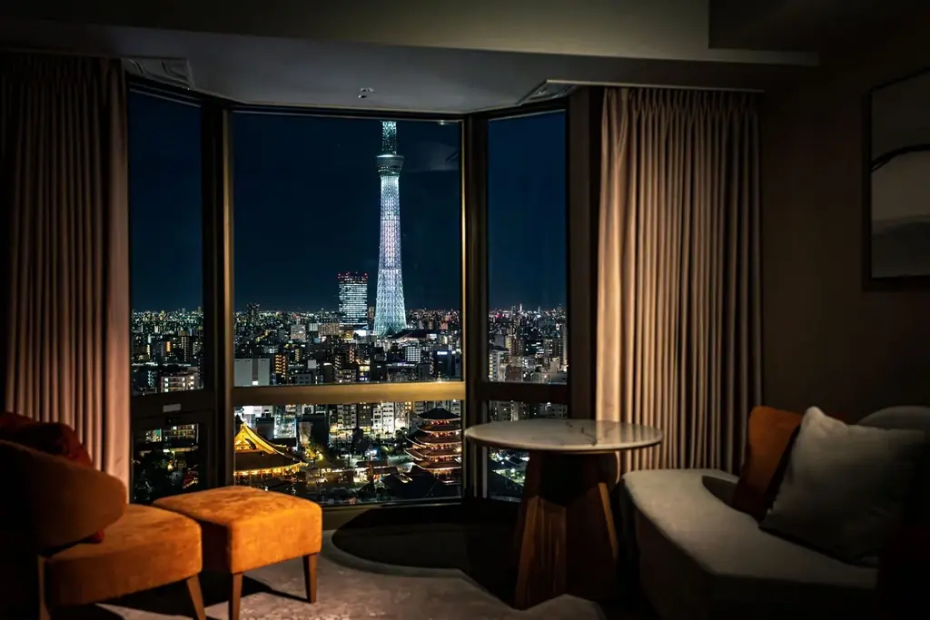 【浅草ビューホテル】東京・浅草の夜景と華やかに過ごす1年に1度のクリスマスを。高層階レストランのクリスマスディナー付き限定ご宿泊プラン 画像 10