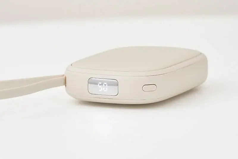 【累計販売台数33万台超】人気の「使い捨てないカイロ」シリーズから今季の新作が登場！便利な“USBコード一体型”の最新モデルに大注目！ 画像 4