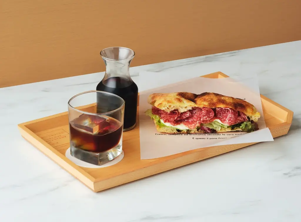 スターバックス リザーブ® ロースタリー 東京で“クラフト“を楽しむ秋がスタート　第19代コーヒーアンバサダー考案ビバレッジや、秋の味覚溢れる新作が9月4日（金）より登場 画像 10