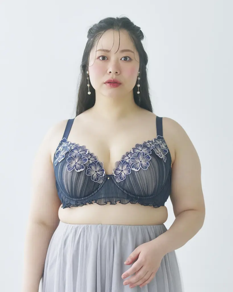 【26年AW】プラスサイズ下着専門店グラマープリンセスから秋冬にここち良く寄り添うブラ、ワイヤーキャミを発売 画像 11