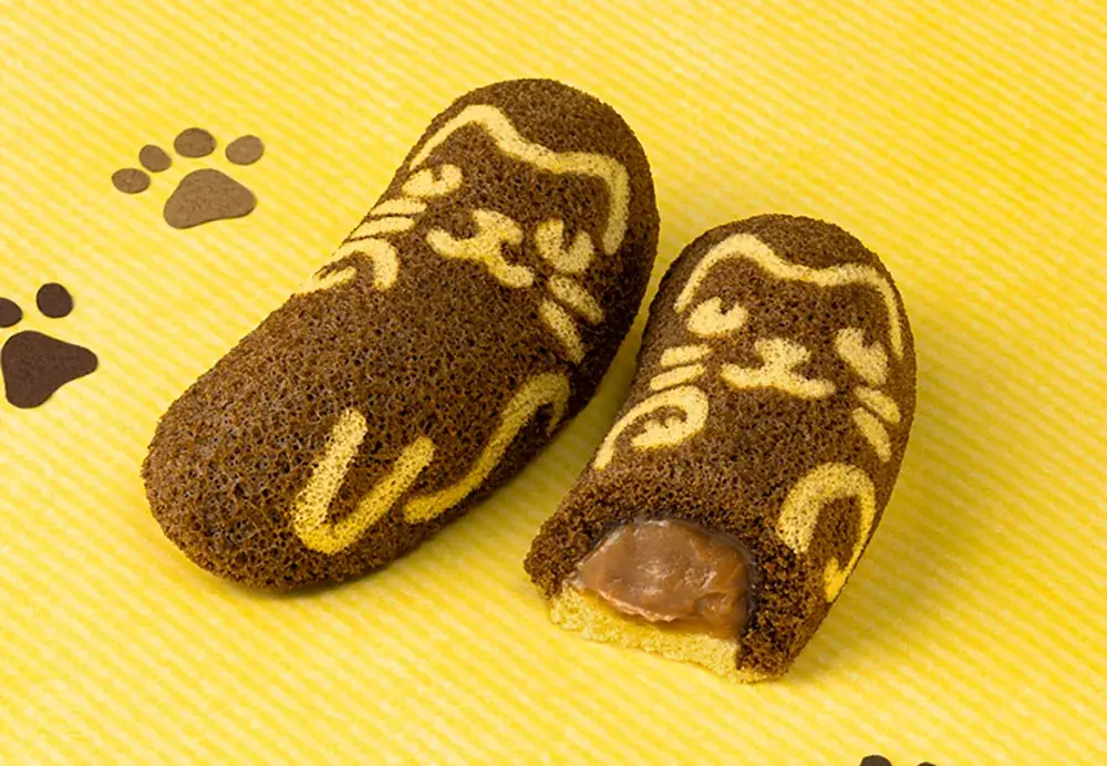 【東京ばな奈】秋冬限定！チョコバナナ味の黒猫「ぶにゃんこ」が登場。東京土産にぴったりなエコバッグやマスコットなど新作グッズ全７種も 画像 2