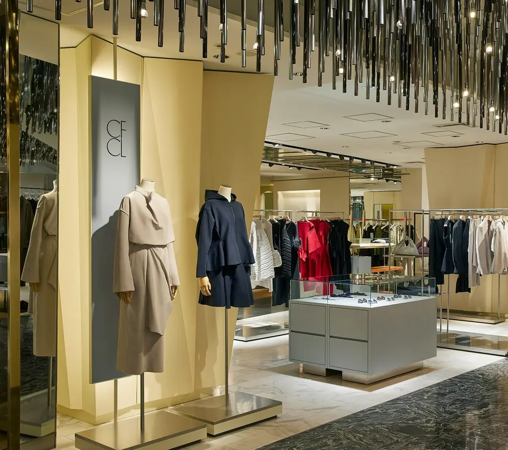 「CFCL ISETAN SHINJUKU」オープン – 毎シーズン限定アイテムを展開 画像 1