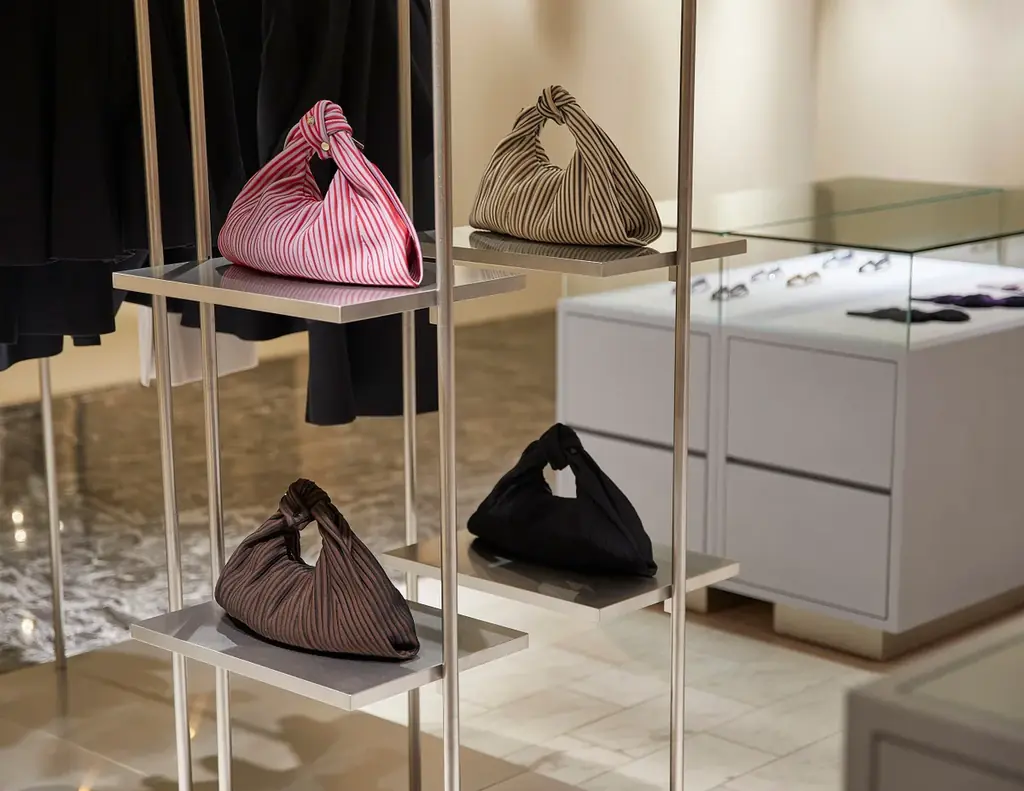 「CFCL ISETAN SHINJUKU」オープン – 毎シーズン限定アイテムを展開 画像 3