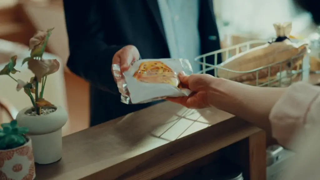 新TVCM『家族の小腹に、ちょうどいいパン。「なんかなーい？」』篇、9月11日（金）より全国で放映開始 画像 3