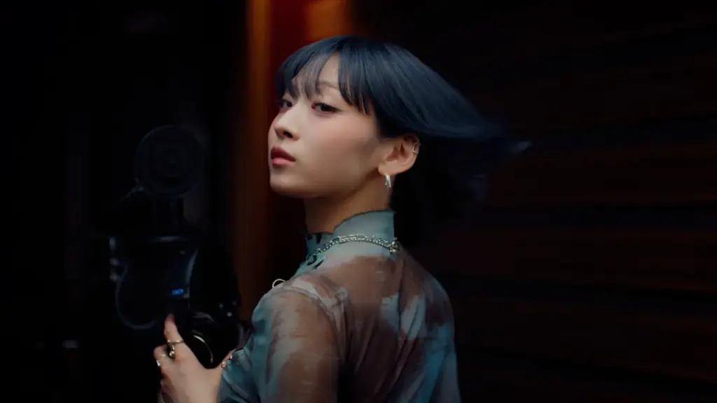 本気の絹髪「いち髪　ＰＲＥＭＩＥＲ」新ＣＭ！ ～ＨＡＮＡのＪＩＳＯＯさんがソロデビュー曲「Movie Star」を本ＣＭで初公開～　★「後ろ姿のリレー」篇２０２６年９月４日（金）放映開始★ 画像 9