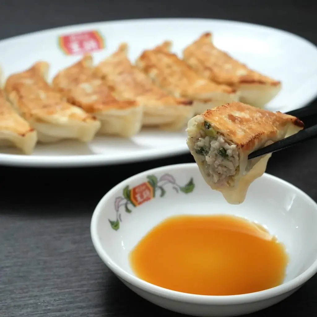 【餃子の王将】大人気商品が爽やかリニューアル！「大葉香るにんにくゼロ生姜餃子」販売開始！～秋にピッタリの期間限定「秋ラーメン」も同日発売～ 画像 2