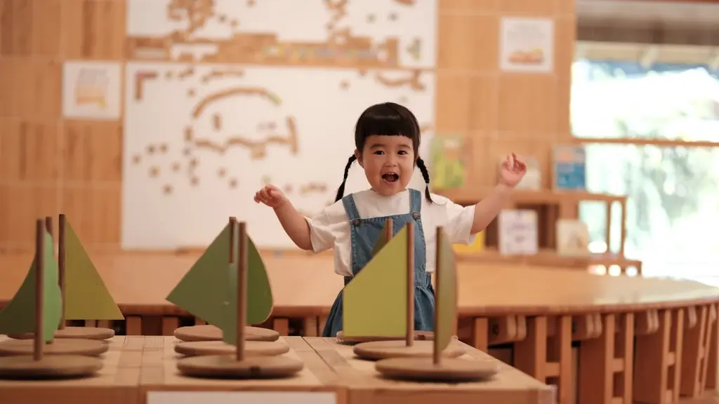 未就学児も体験可能！オクシズをつかった木育スペースの利用もできる、「はじめての藍染」体験がスタート！敬老の日のプレゼントにもおすすめ【駿府の工房 匠宿】 画像 5