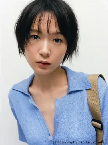 メイクアップ市場シェアNo.1※1のマキアージュが、新ブランドメッセージ「あなたには、世界を美しくする力がある。」を発表。新ミューズにはKAZUHAさん、穂志もえかさん、八木莉可子さんを起用。 画像 3