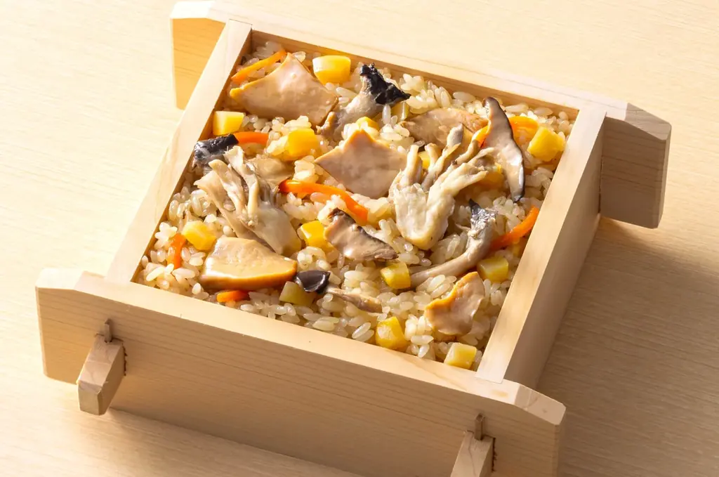 【ホクトのきのこ×たごさく】秋の味覚を贅沢に楽しむ「国産きのこと栗のおこわ」を9月8日（火）から期間限定で販売開始 画像 2