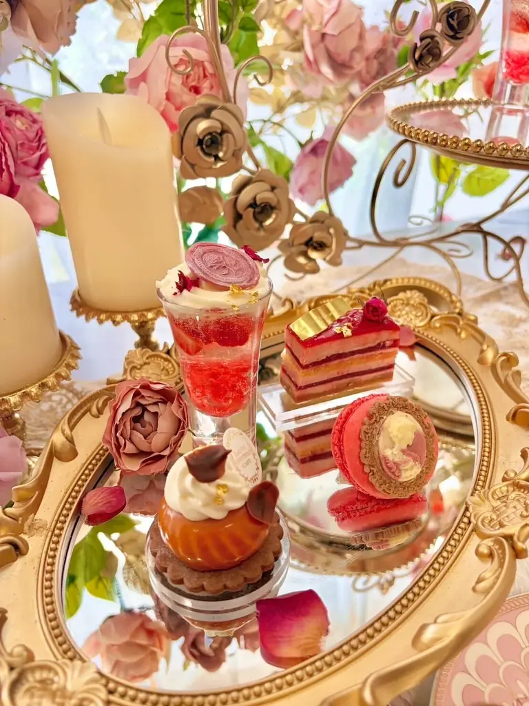 【HAUTE COUTURE CAFE 中目黒】薔薇に彩られた舞踏会をイメージしたロマンティックなアフタヌーンティーが登場！「Rose Masquerade Afternoon Tea」 画像 5