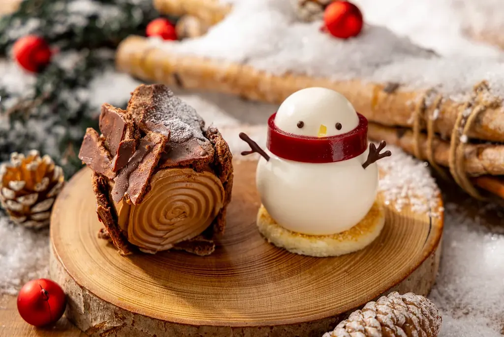 【プルマン東京田町】クリスマスケーキコレクション 2026 黄金に輝く“森”を表現した新作「ラ フォレ ドール」が登場 画像 12