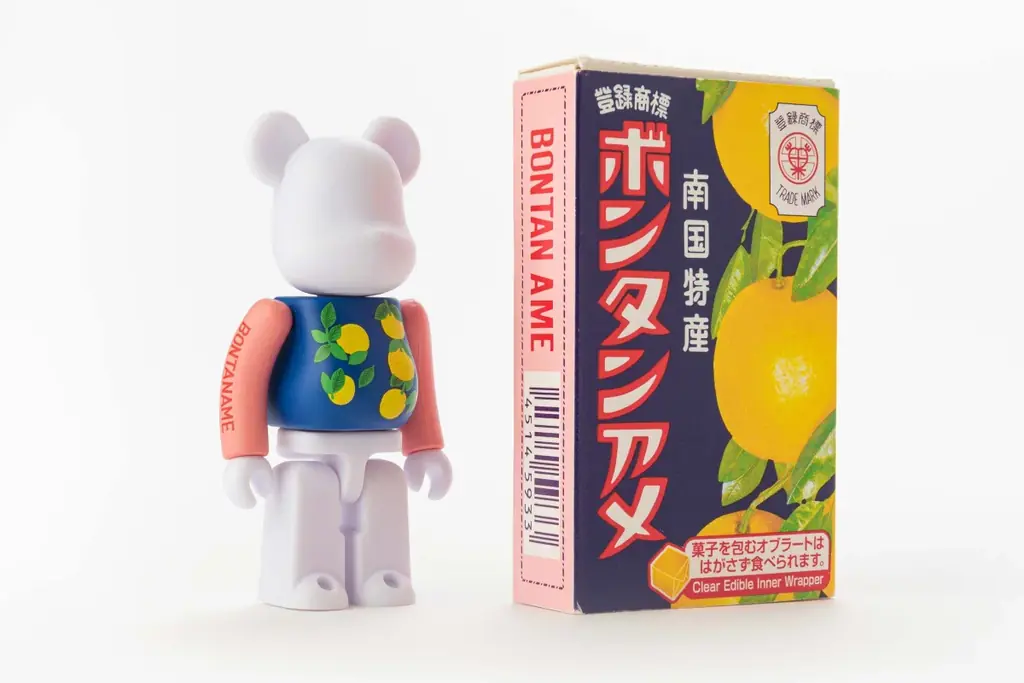1925年 鹿児島生まれの人気のロングセラー菓子「ボンタンアメ」のベアブリックが登場です 画像 10