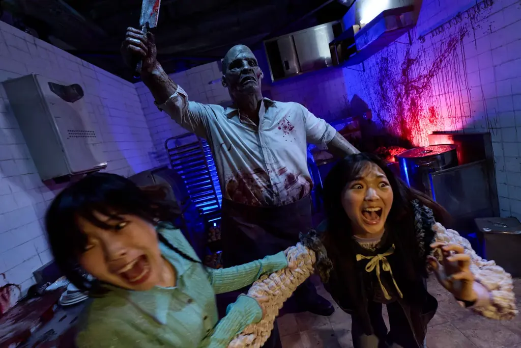 パーク２５周年×『ハロウィーン・ホラー・ナイト』１５周年 “すべてが異常値”のホラー体験を本日公開 画像 6